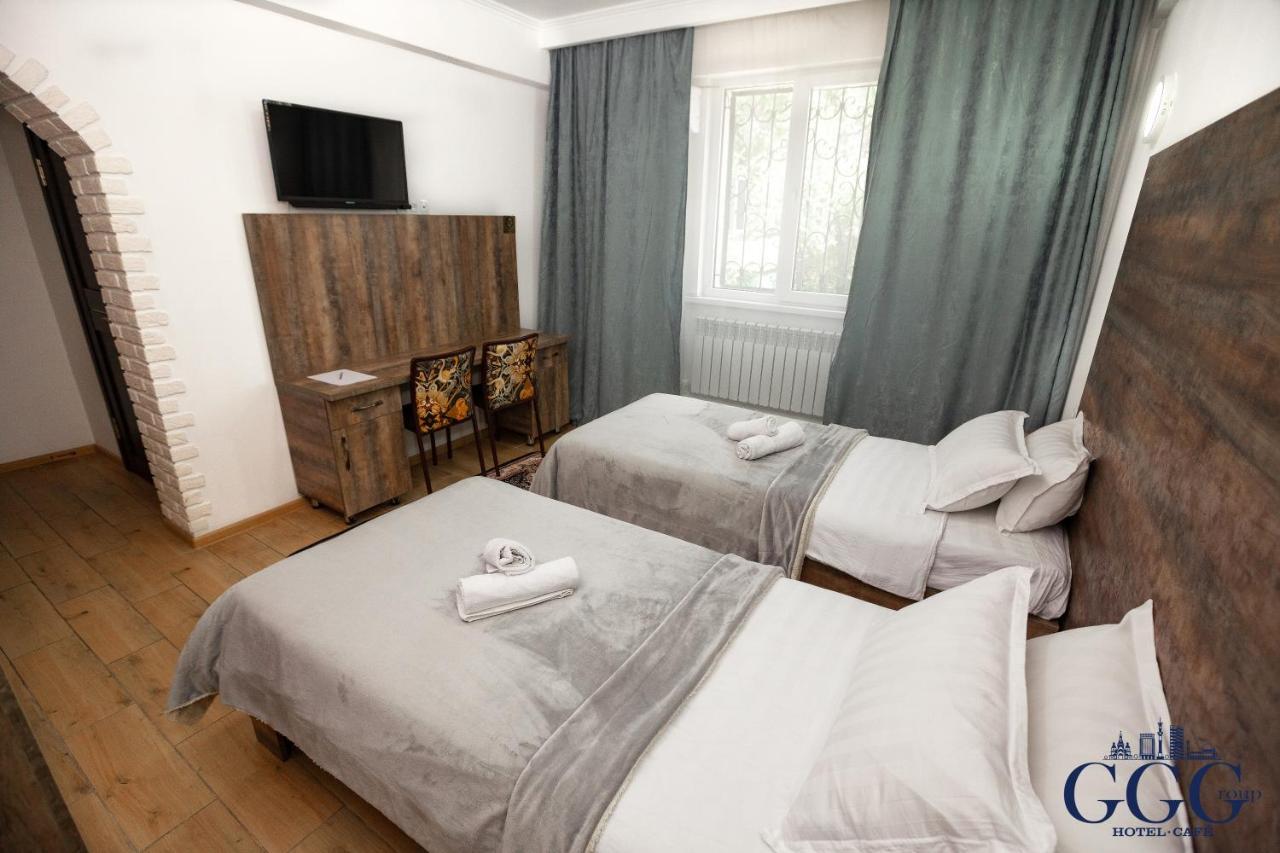 Gg Group Hotel Almaty Esterno foto